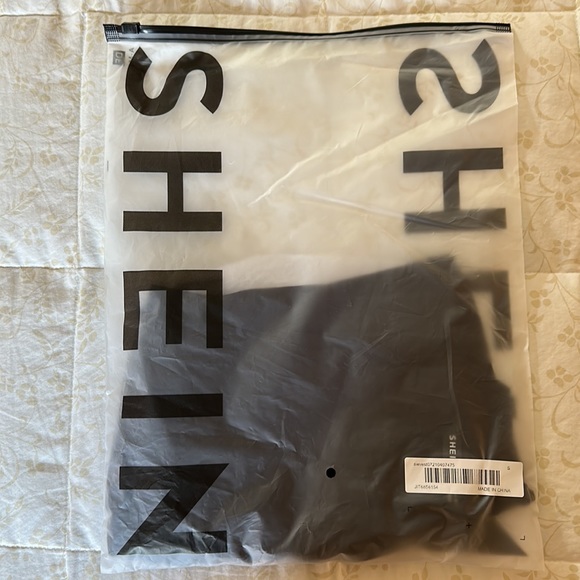 SHEIN Unity Mock-Neck Solid Tank Top - NIP - Picture 4 of 4